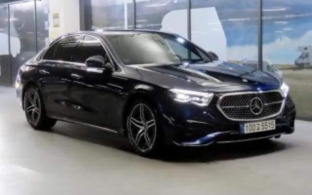 소나타디엣지하이브리드 중고차 E-클래스 W214 E300 4MATIC 매물 사진 4 - 2024/02 45,761km