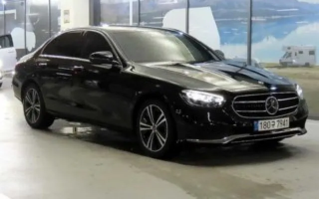 소나타디엣지하이브리드 중고차 E-클래스 W213 E250 아방가르드 매물 사진 3 - 2022/01 50,721km