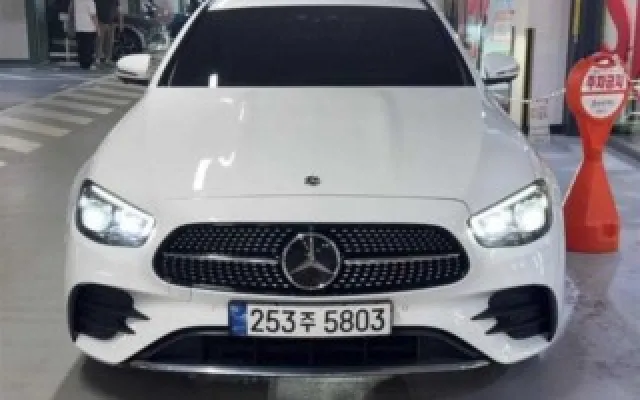 소나타디엣지하이브리드 중고차 E-클래스 W213 E220d 4MATIC AMG라인 매물 사진 18 - 2023/02 94,404km