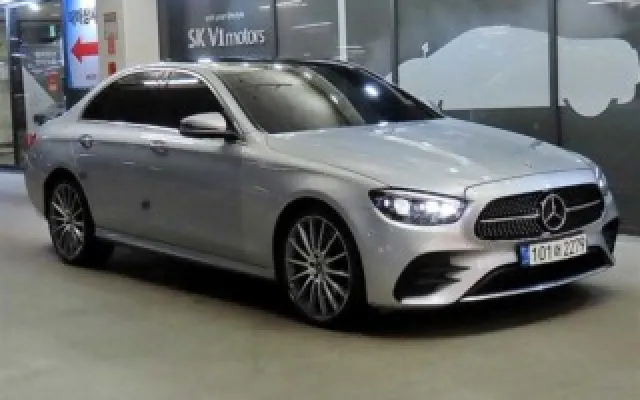 소나타디엣지하이브리드 중고차 E-클래스 W213 E350 4MATIC AMG LINE 매물 사진 10 - 2022/06 11,371km